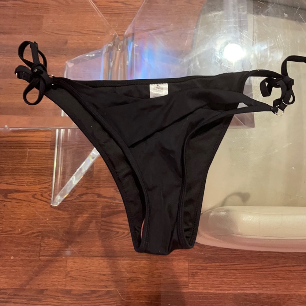 Ree Bee Bikini black bottom NWT large
